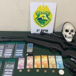PM apreende drogas em Itapejara d’Oeste e cumpre mandado de prisão em Pato Branco